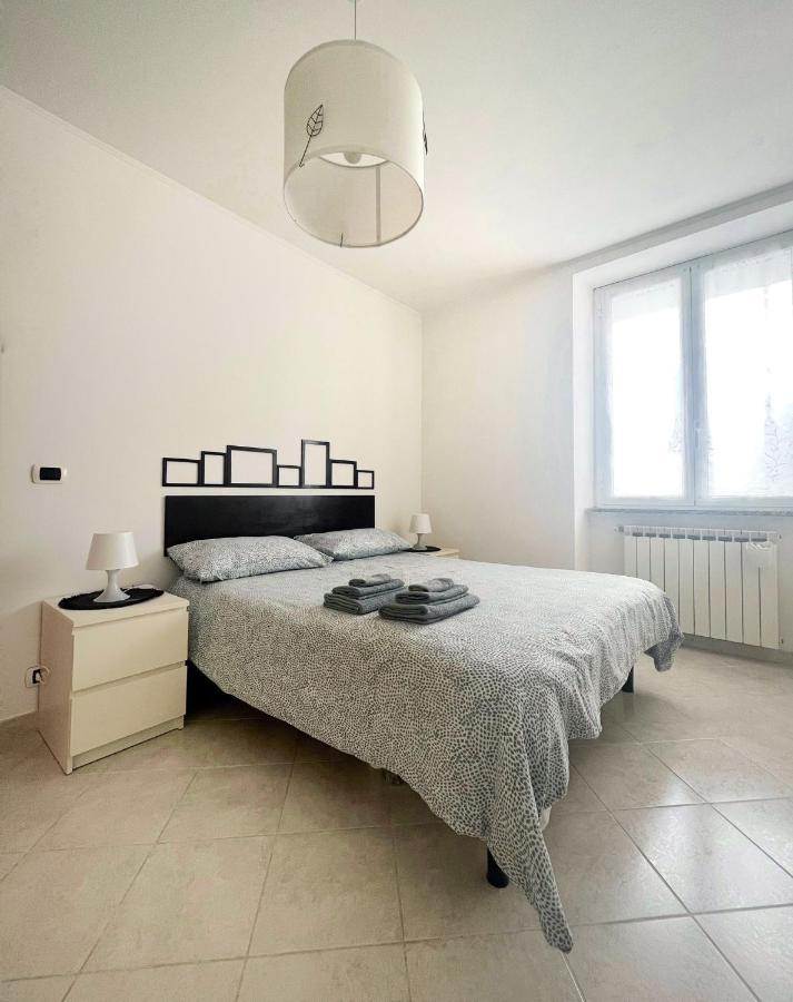 A Casa Di Pizz - Bilocale Con Parcheggio Privato Apartment Savona Exterior photo